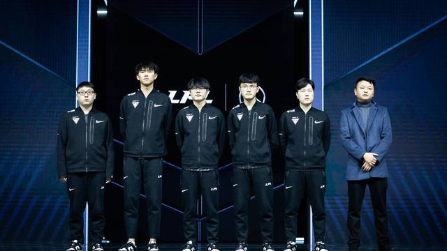 现在新赛季 现在新赛季